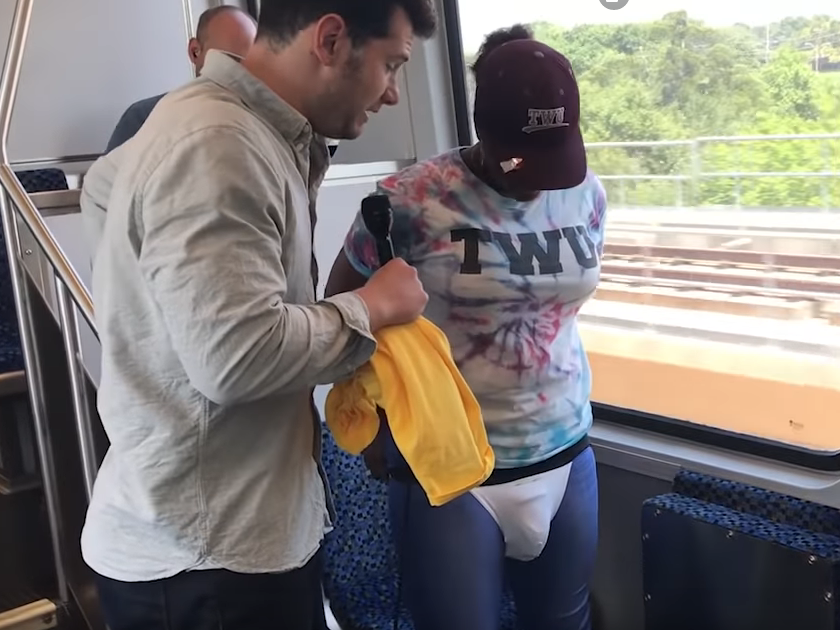 2018_09_29_21_42_55_EXPERIMENT_Women_Try_Manspreading_YouTube_Opera