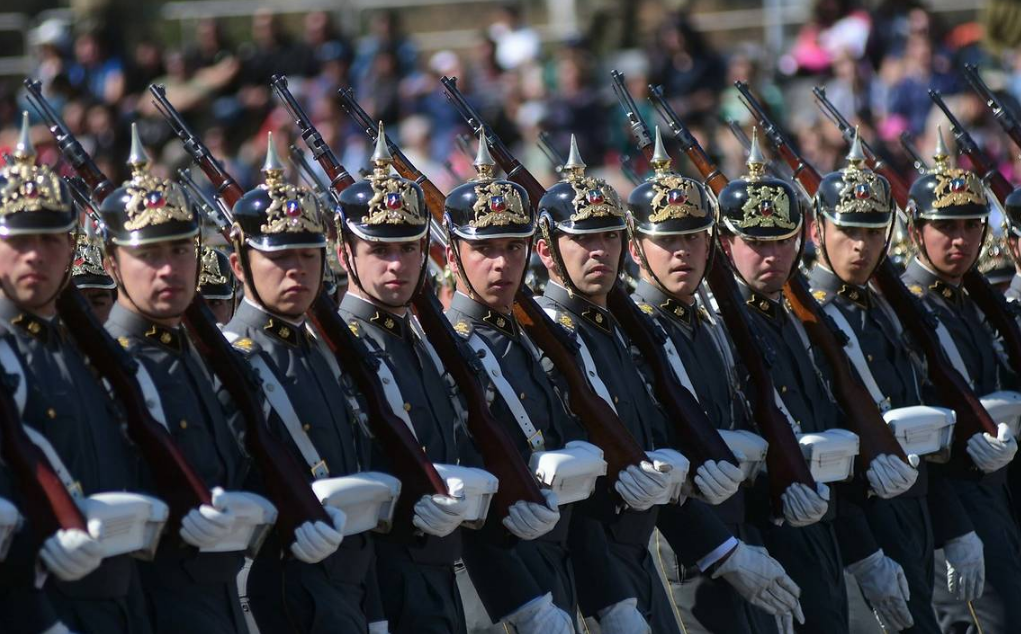 Prusianos del ejercito chileno en parada militar